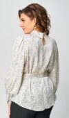 3w5u308910.jpg